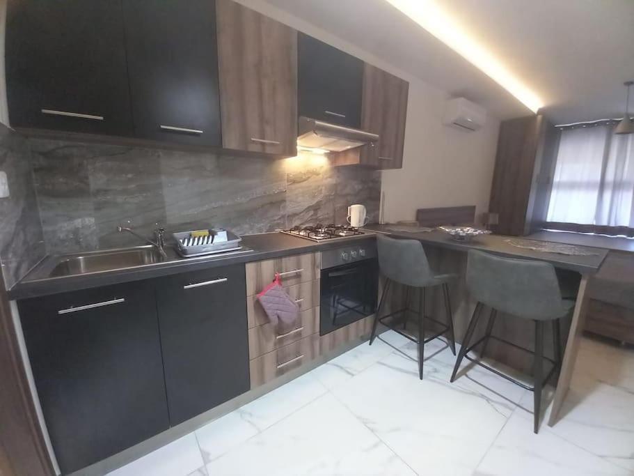 Brand New 1 Bedroom Studio Flat Gudja المظهر الخارجي الصورة