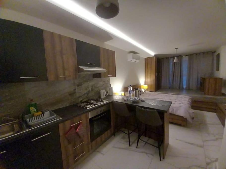 Brand New 1 Bedroom Studio Flat Gudja المظهر الخارجي الصورة